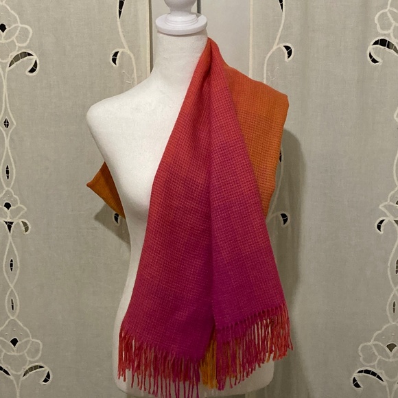 Gorgeous Baby Alpaca Wrap, Made in Peru, Pink and Orange, Rare - Picture 8 of 16